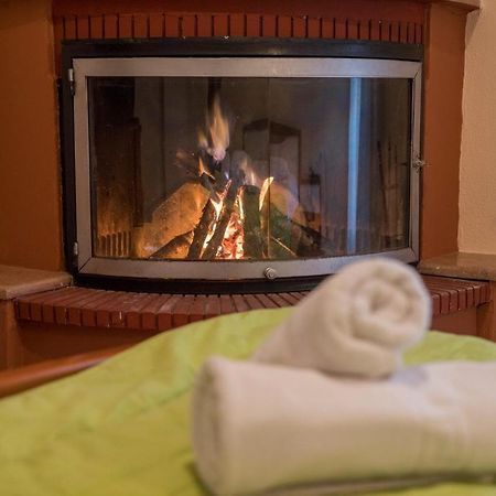 Ξενοδοχειο Παπαναγιωτου Hotel Neraïdochóri Екстериор снимка